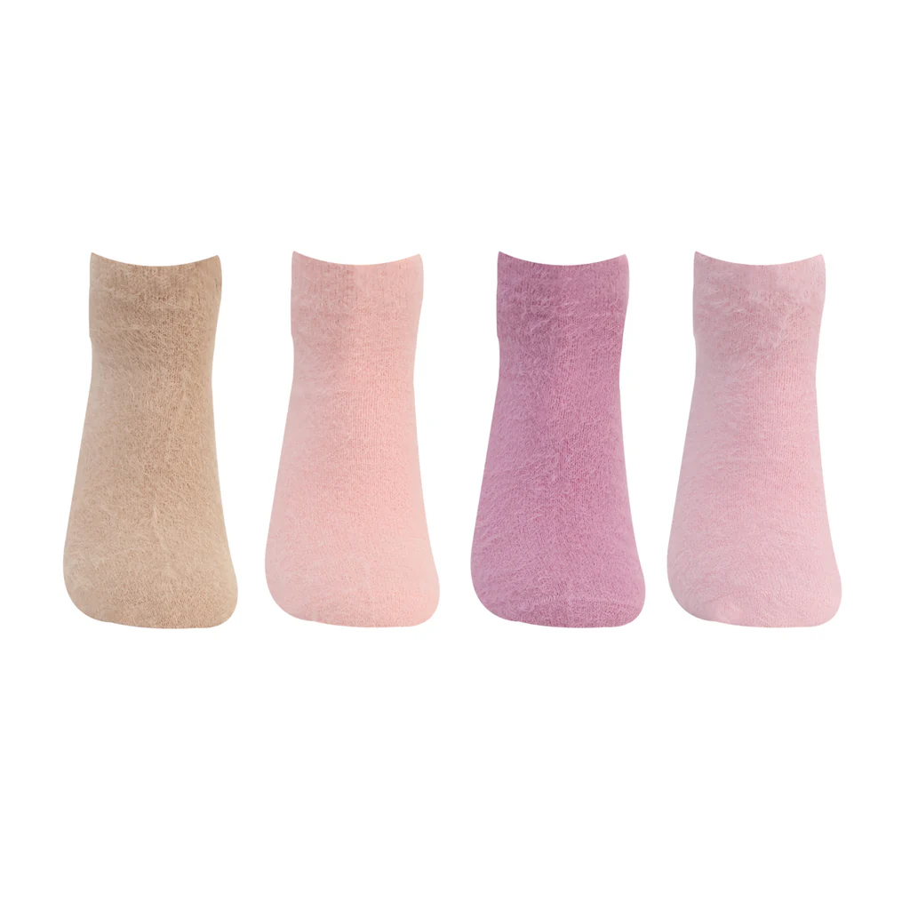 Women's Feather-Lite Fur Socks - Pack Of 4 - Image 4