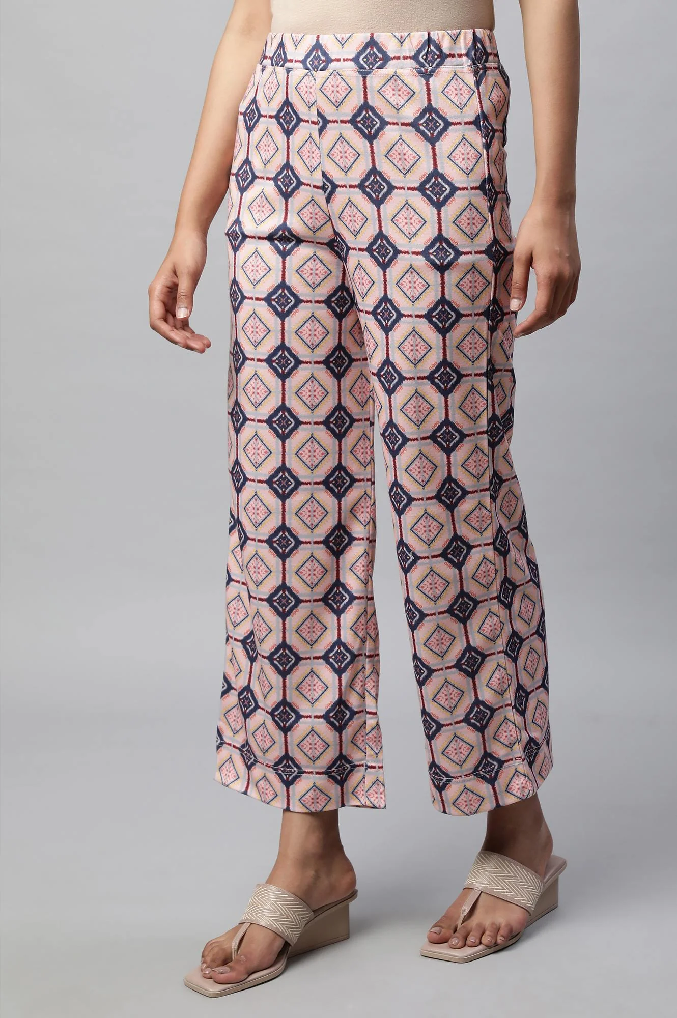 Pink Geometric Printed Straight Fit Palazzo With Elasticated Waist - Image 4