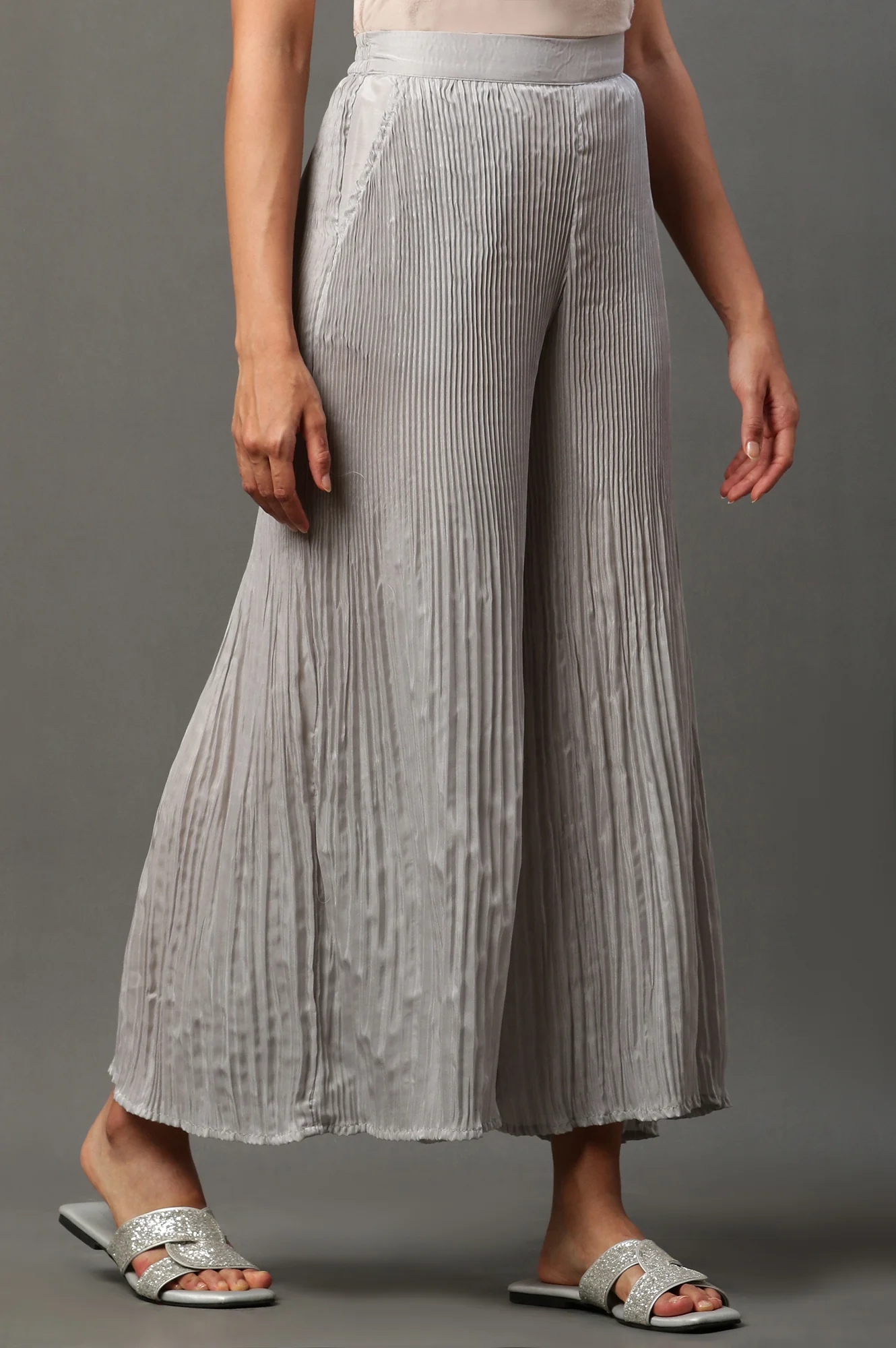 Solid Flared Woven Sharara With Pleats - Image 11